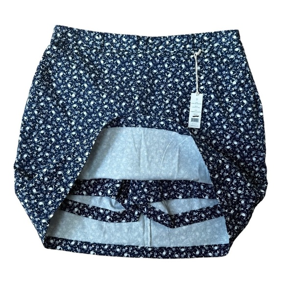 Dockers Nautical Preppy Every Day Skooter Skort, Size 10 - Picture 3 of 8